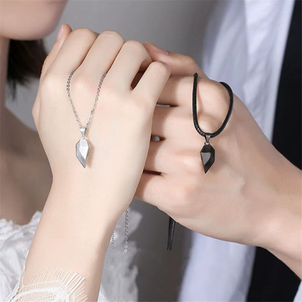 Couple Pendant Necklace Electrocardiogram Magnetic Heart Splicing Pendant